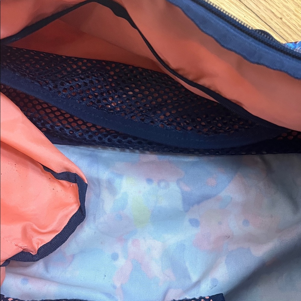 Adidas duffle gym bag navy blue women’s watercolor colorful sports luggage - Picture 6 of 7